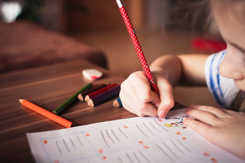子供の頃からプログラミングを学習する5つメリット