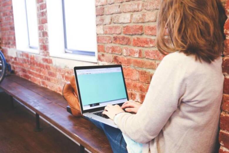 プログラミングの在宅ワークはどんな働き方？