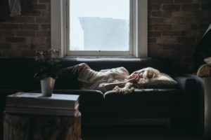 フリーランスが直面する厳しい現実⑥：孤独を感じる