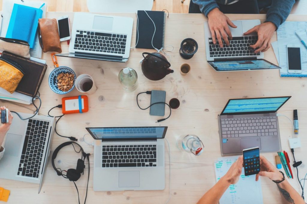 プログラミングを独学で学びたい未経験者におすすめの学習ステップ5つ