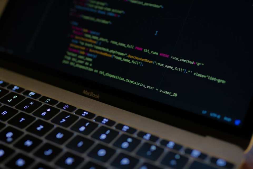 javaというプログラミング言語とは？【初心者必見】