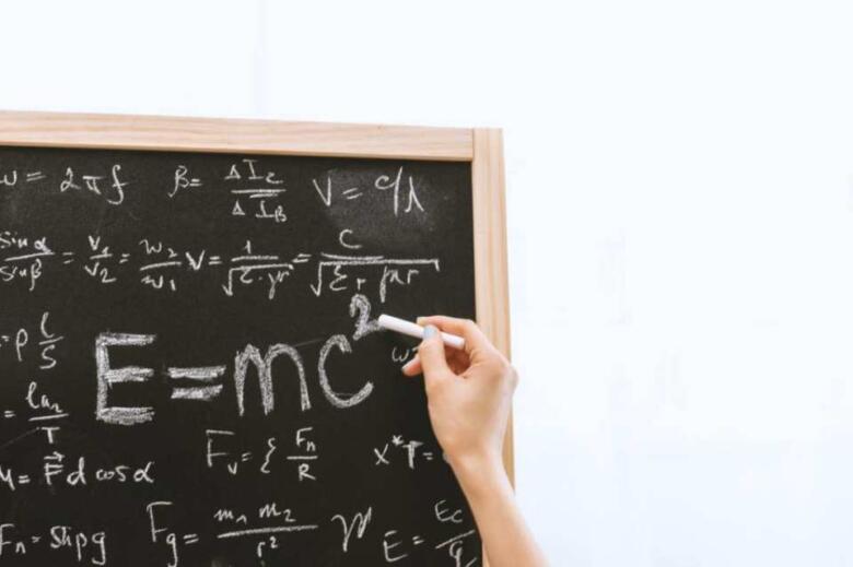 プログラマーに必要なスキルとは？プログラミングに対する数学の苦手意識を払拭しよう