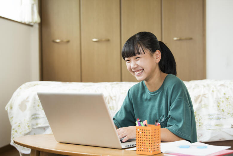中学生がプログラミングを学ぶメリット